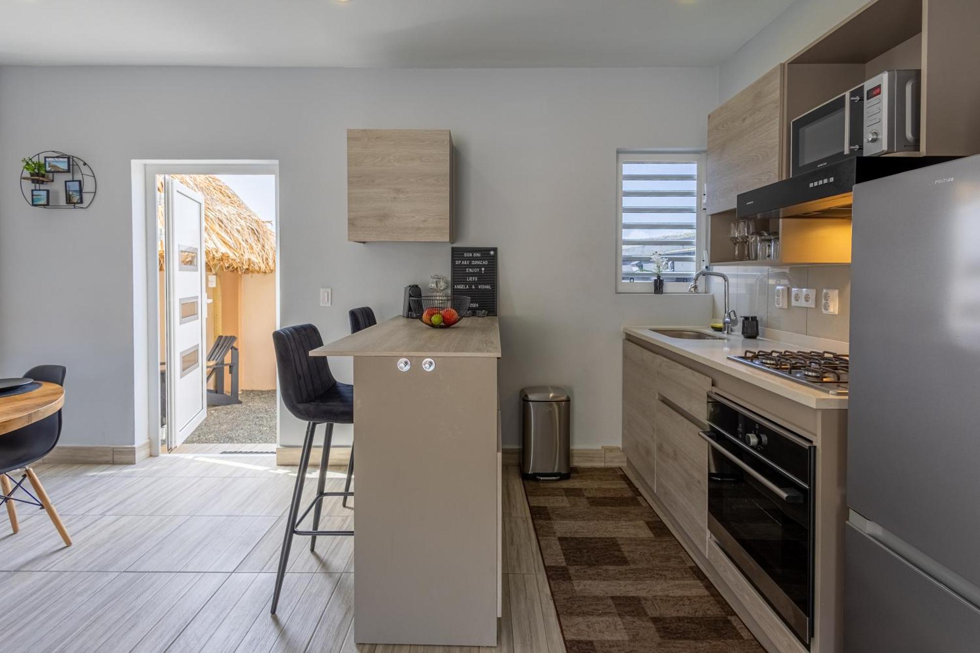 Av Curacao - Centrally Located Spacious Apartment Willemstad Extérieur photo