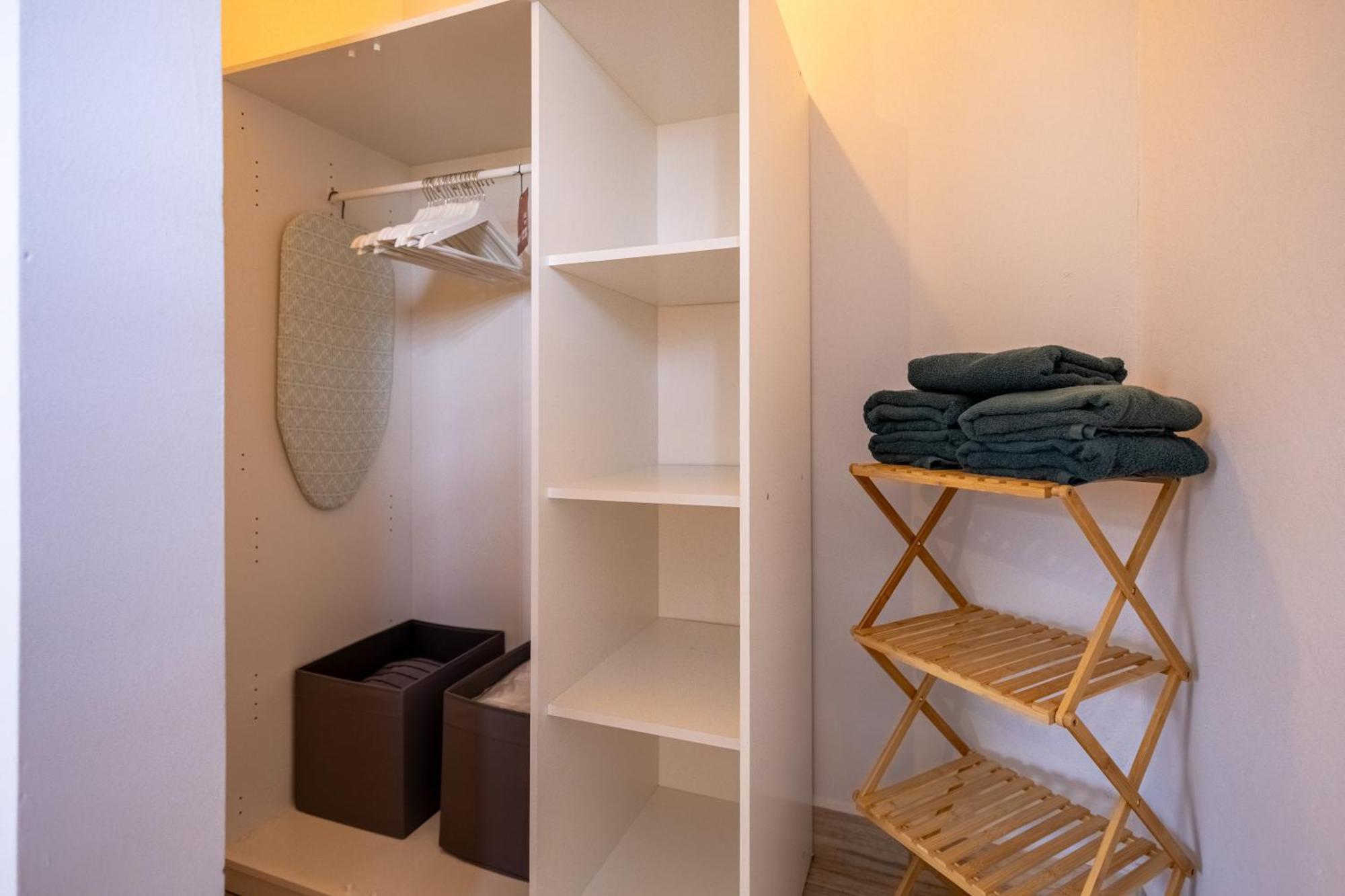Av Curacao - Centrally Located Spacious Apartment Willemstad Extérieur photo