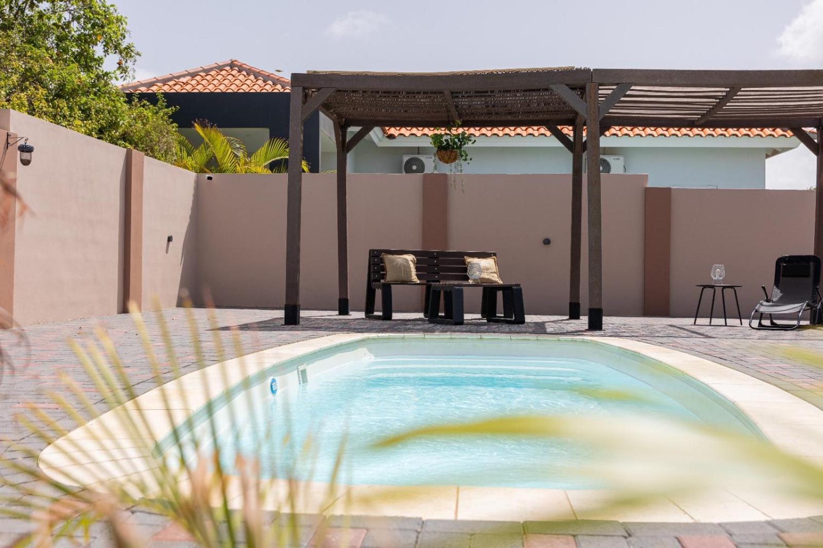 Av Curacao - Centrally Located Spacious Apartment Willemstad Extérieur photo