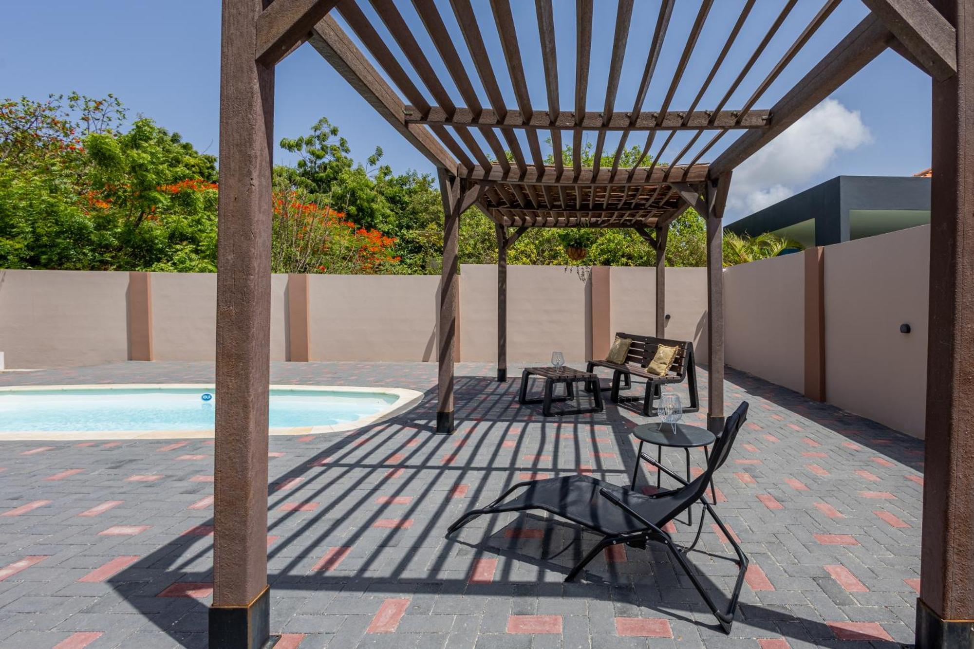 Av Curacao - Centrally Located Spacious Apartment Willemstad Extérieur photo