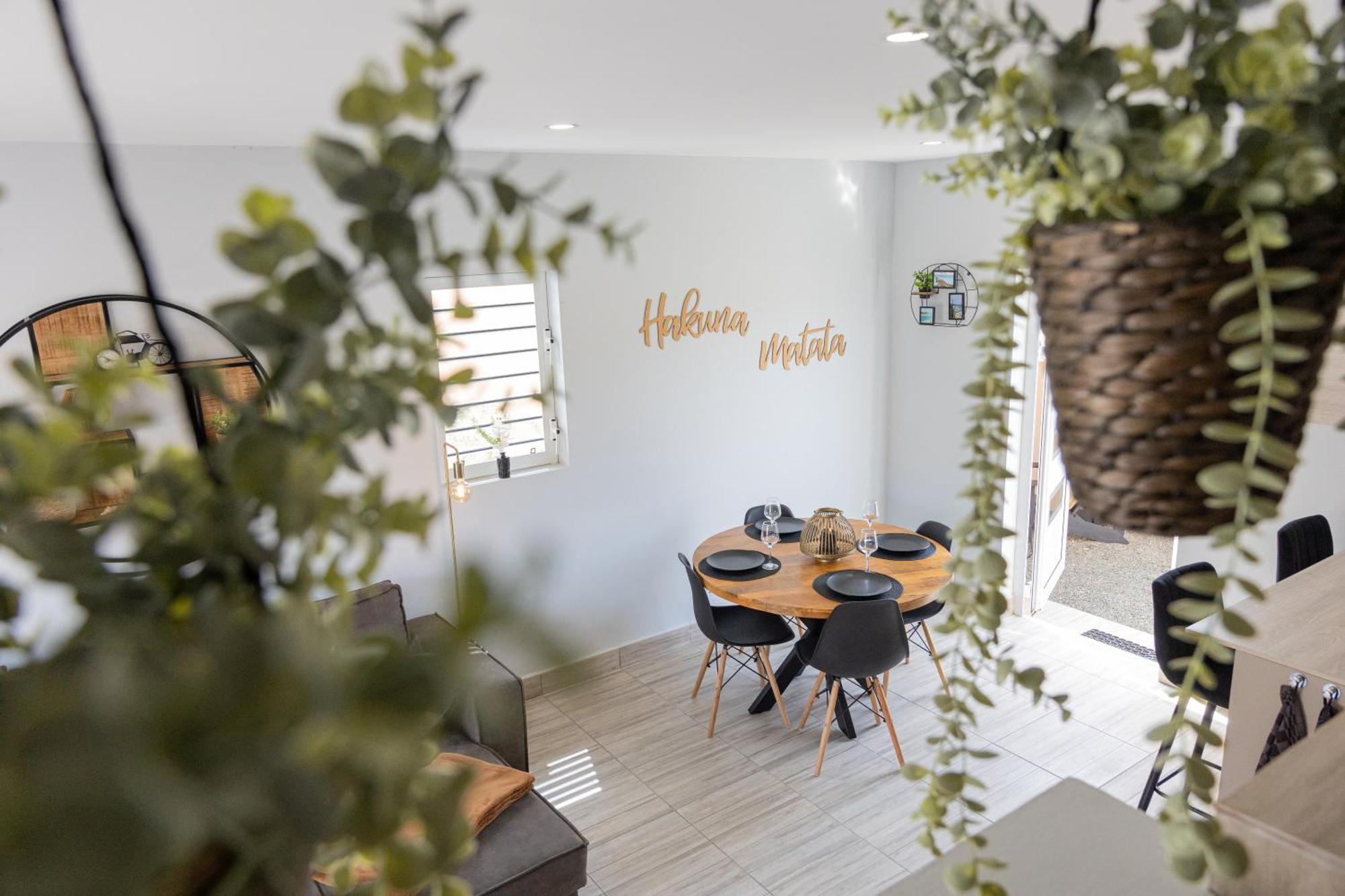 Av Curacao - Centrally Located Spacious Apartment Willemstad Extérieur photo